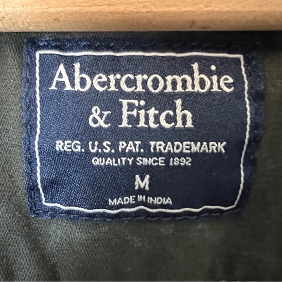 ABERCROMBIE & FITCH Women’s Olive Green Sherpa Lined Parka Winter Coat Size M - Picture 9 of 16